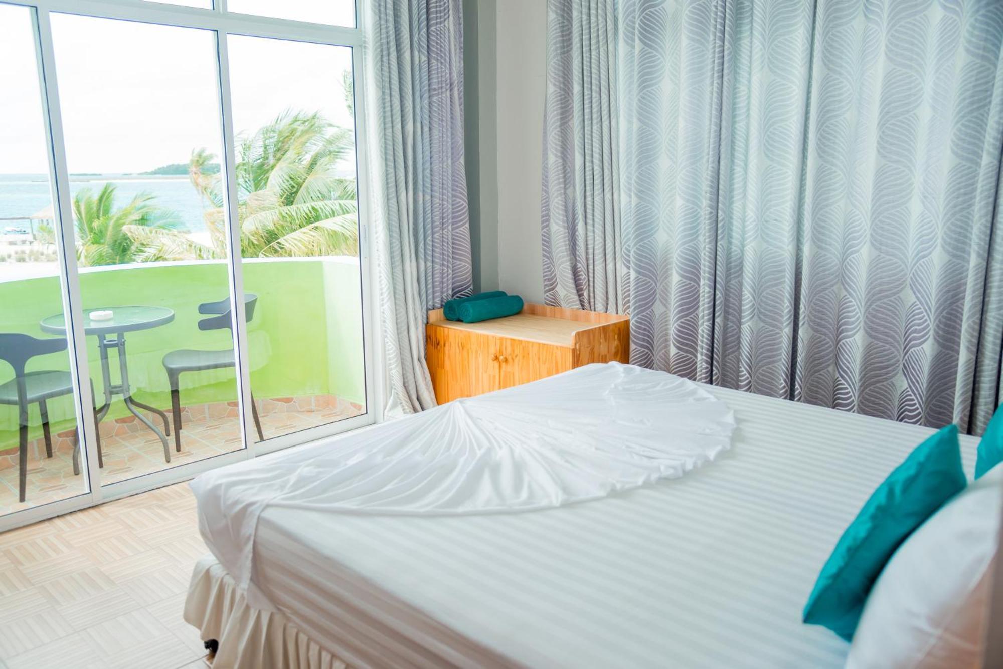 320 m2, 11 yatak odalı, 12 banyolu Müstakil Ev, Güney Male Atolü bölgesinde Guraidhoo  Dış mekan fotoğraf