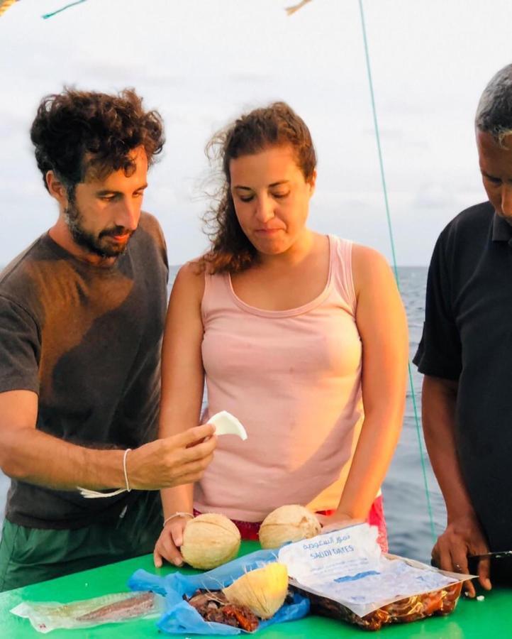 320 m2, 11 yatak odalı, 12 banyolu Müstakil Ev, Güney Male Atolü bölgesinde Guraidhoo  Dış mekan fotoğraf